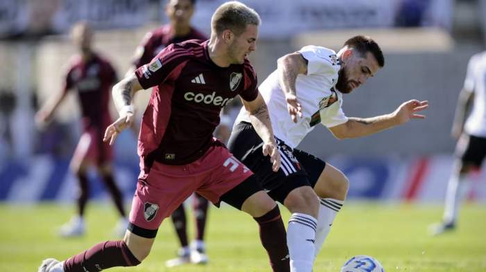 RIVER VOLVIÓ A BAJAR SU NIVEL Y REPARTIÓ PUNTOS FRENTE A RIESTRA