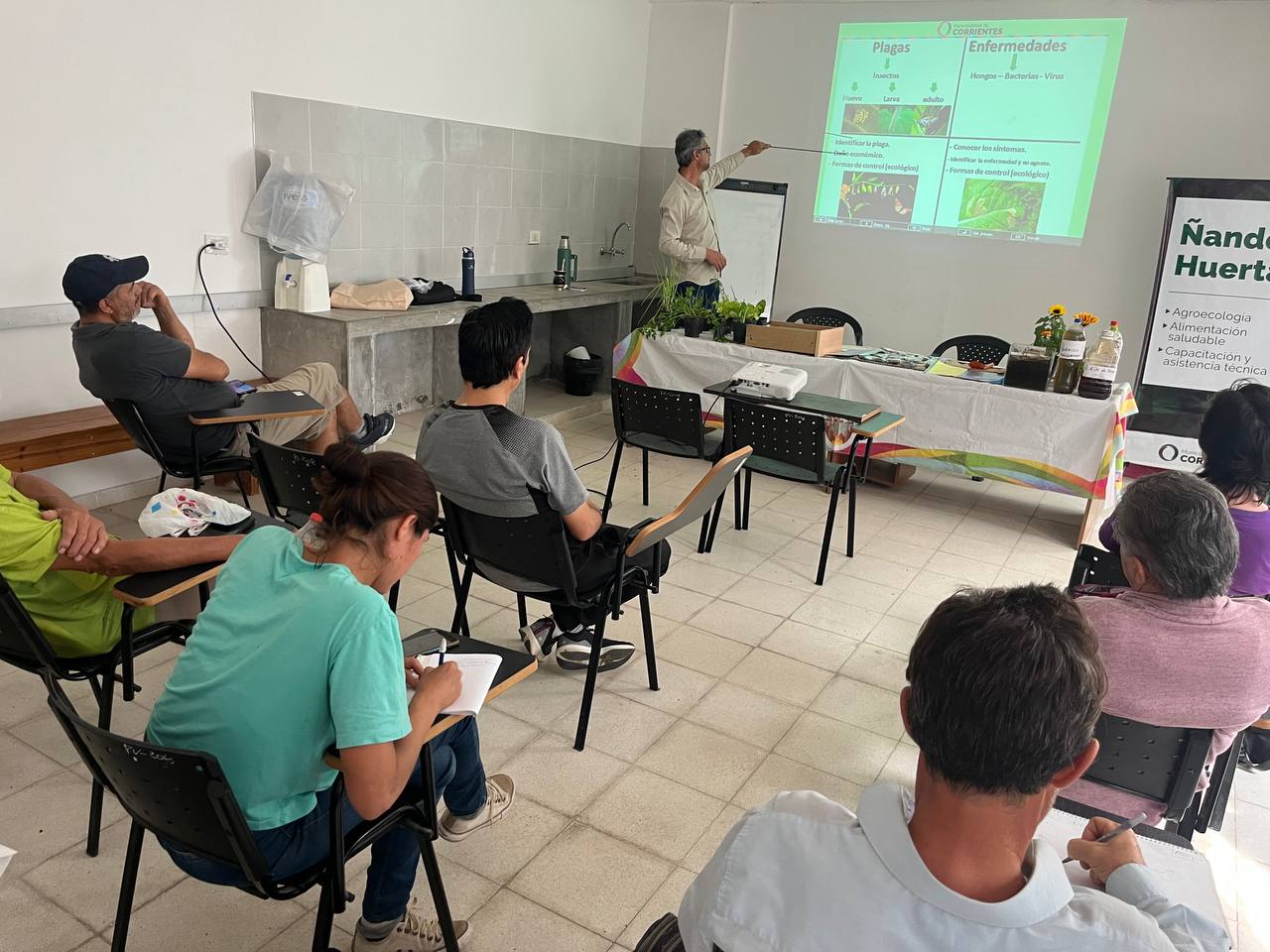ÑANDE HUERTA: LA MUNICIPALIDAD INICIÓCAPACITACIONES PARA FORTALECER LA AGRICULTURA FAMILIAR